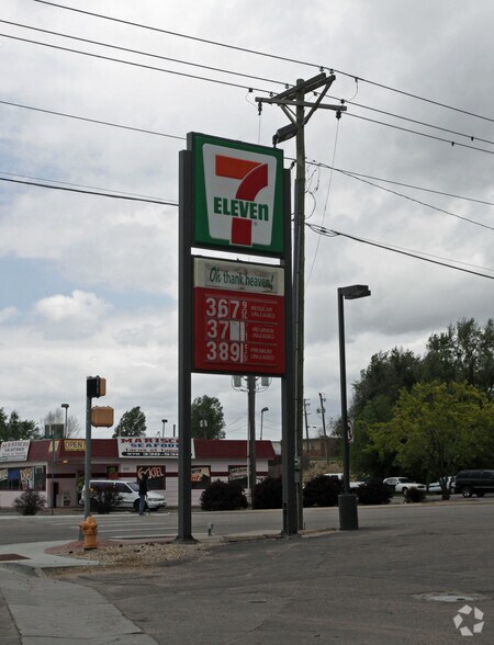 More Photos Of 1011 37th St, Evans Convenience Store For Sale