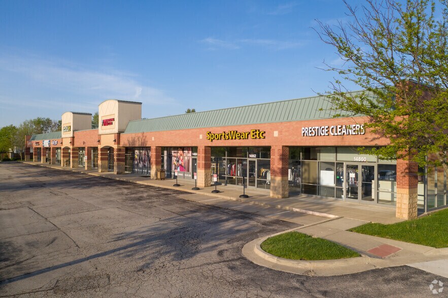 Primary Photo Of 14860-14878 Metcalf Ave, Overland Park Storefront For Lease