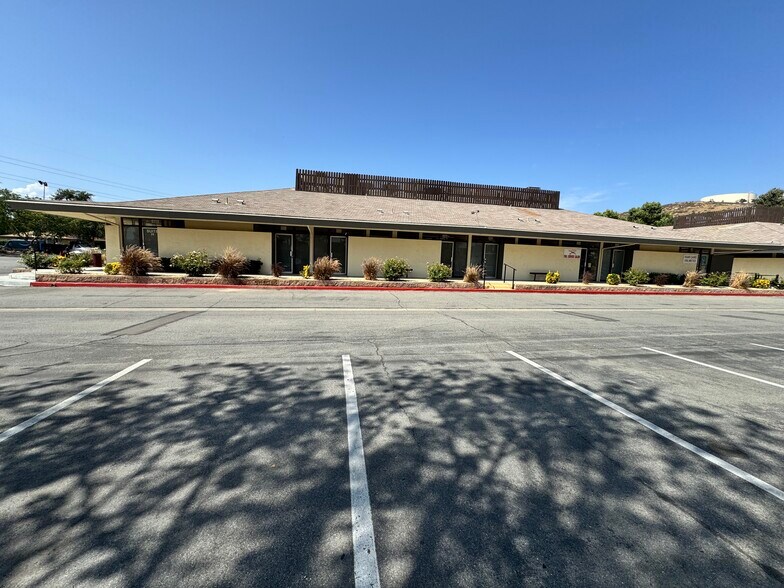 Primary Photo Of 10241-10251 Country Club Dr, Jurupa Valley Storefront Retail Office For Lease