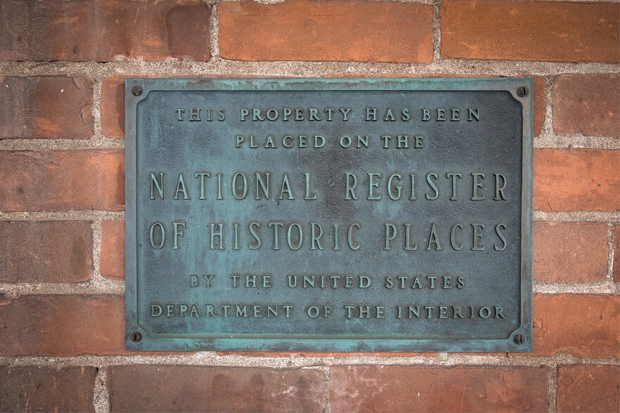 More Photos Of 80 4th St W, Rush City Hotel For Sale