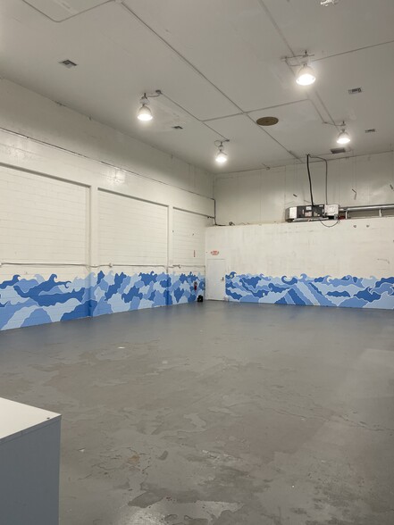 More Photos Of 5900 Stirling Rd, Hollywood Warehouse For Lease