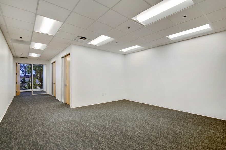 More Photos Of 2910 Inland Empire Blvd, Ontario Office For Lease