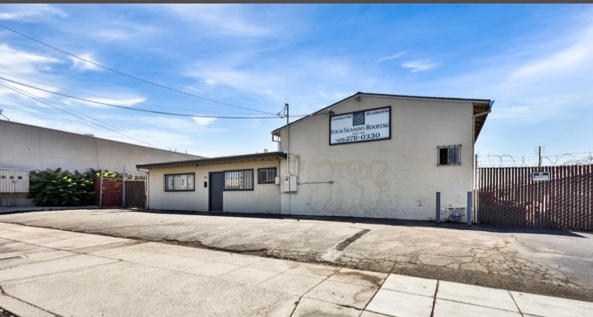 More Photos Of 502 Horning St, San Jose Service For Sale