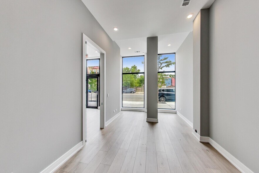 More Photos Of 1330 Western, Chicago Apartments For Sale