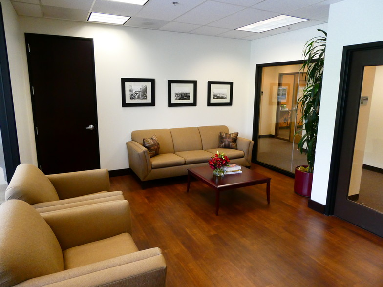 More Photos Of 8555 SW Apple Way, Portland Office For Lease