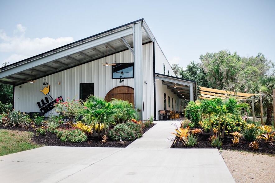 More Photos Of 20948 Corkscrew Rd, Estero Winery Vineyard For Sale