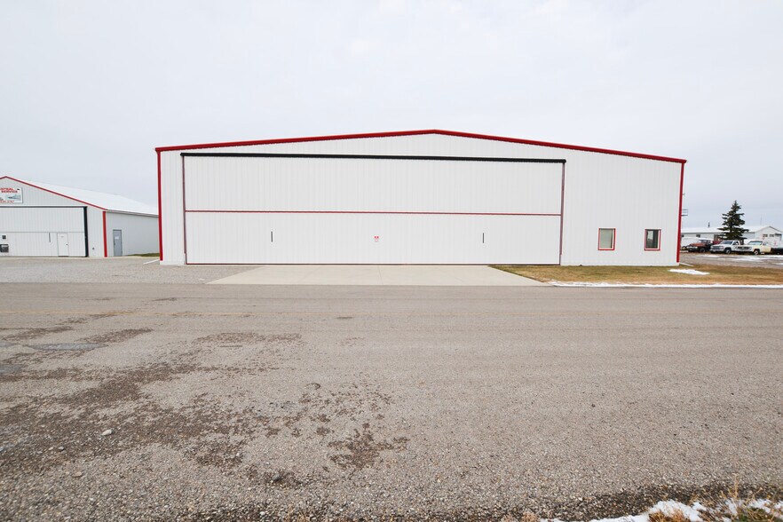 More Photos Of 113 Gulf Stream dr, Lewistown Service For Sale