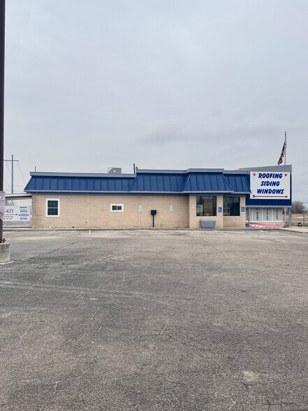 More Photos Of 24955 S US Highway 23, Circleville Restaurant For Sale