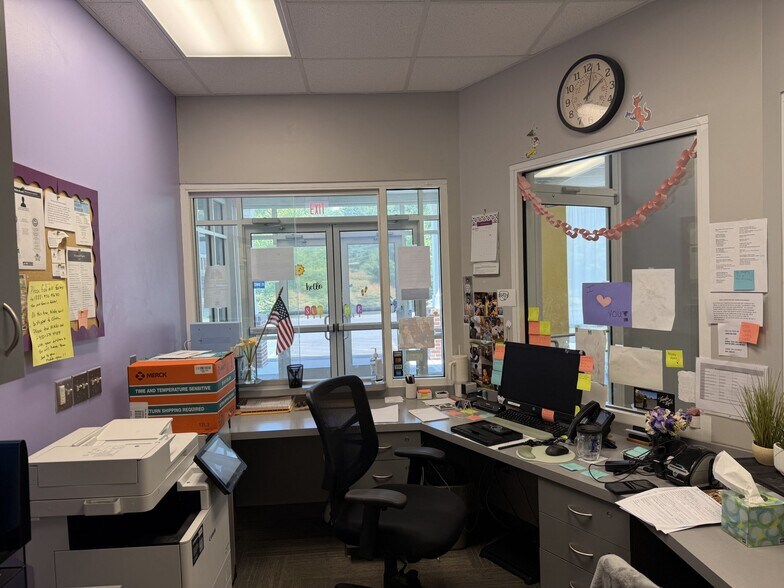 More Photos Of 829 Davis St, Blacksburg Medical For Sale