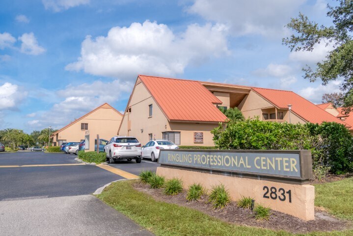 More Photos Of 2831 Ringling Blvd, Sarasota Medical For Sale