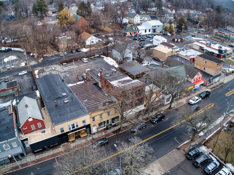 More Photos Of 350 Broadway, Kingston Storefront Retail Office For Sale