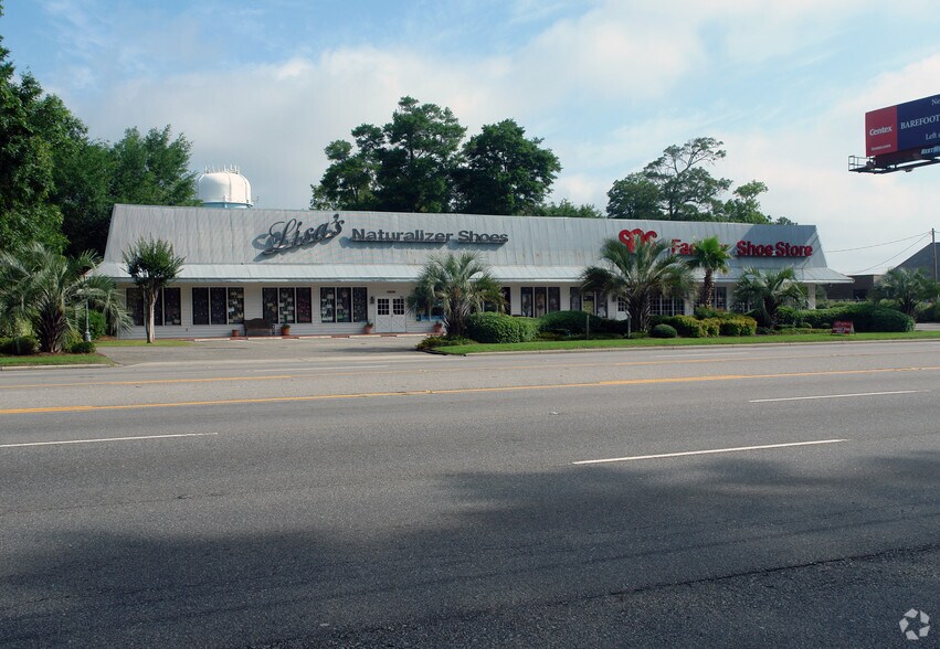 More Photos Of 10589 N Kings Hwy, Myrtle Beach Freestanding For Lease