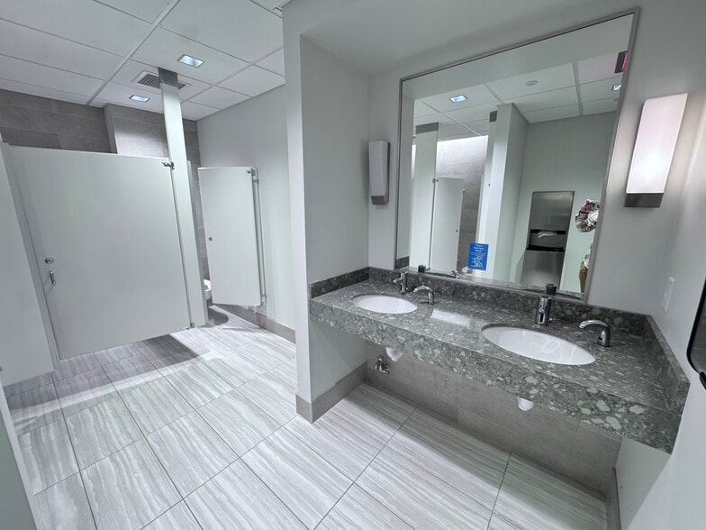 More Photos Of 100 Pennsylvania Ave, Framingham Office For Lease