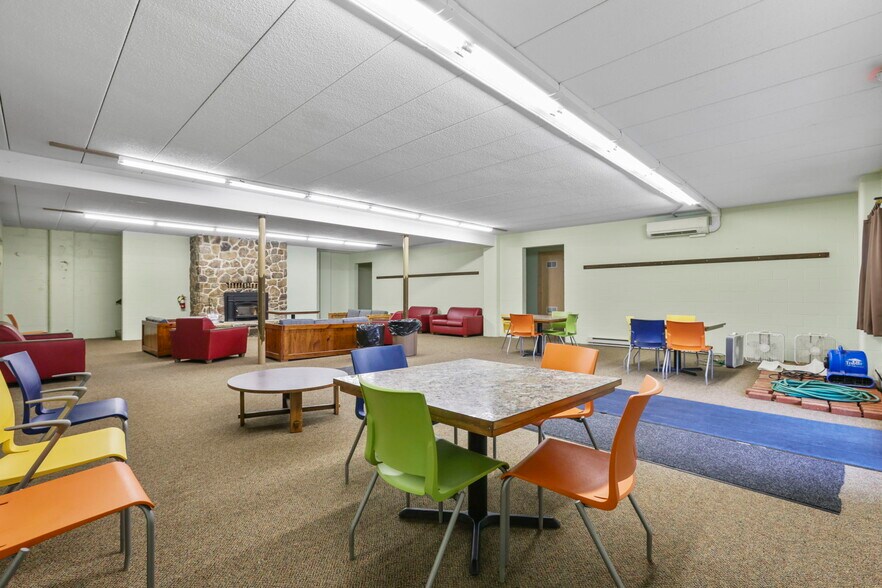 More Photos Of 5734 Durbin Rd, Bellville Specialty For Sale