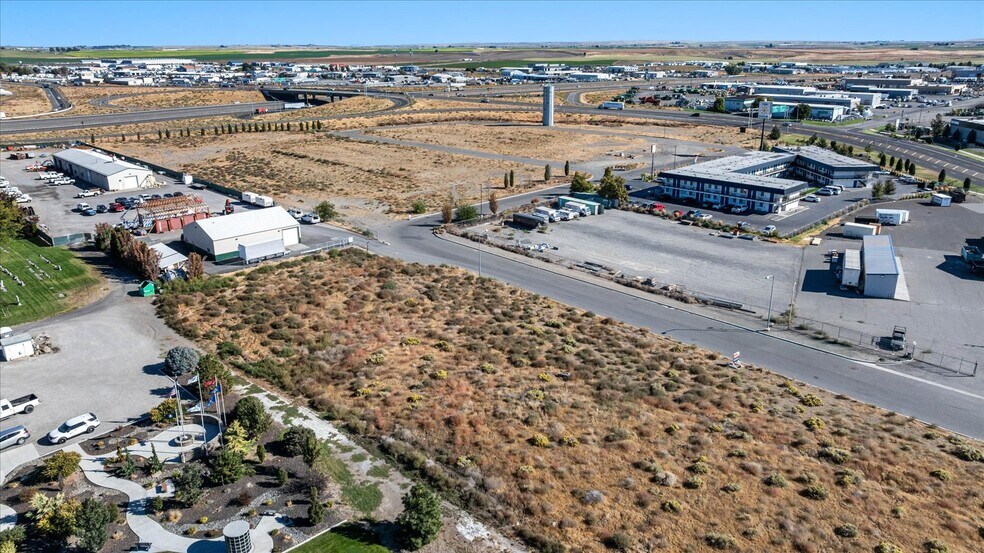 More Photos Of 1601 Idaho ave, Pasco Land For Sale