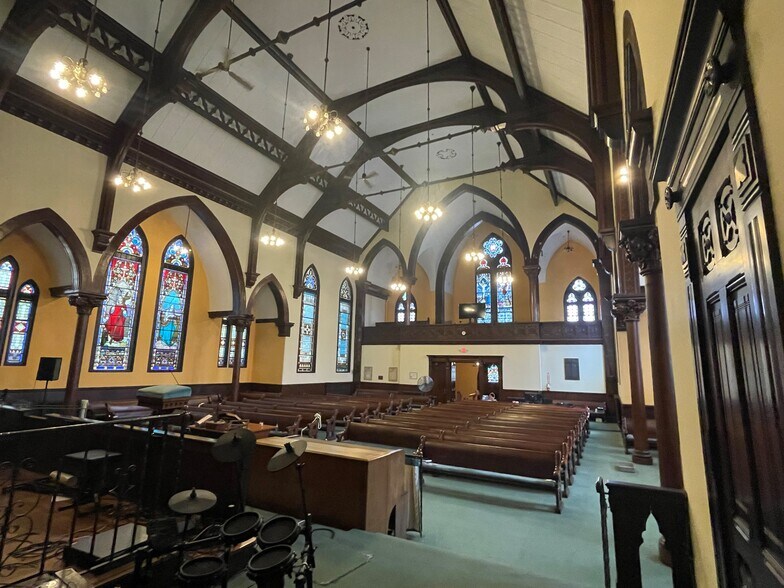 More Photos Of 1688 Fulton Rd, Cleveland Religious Facility For Sale