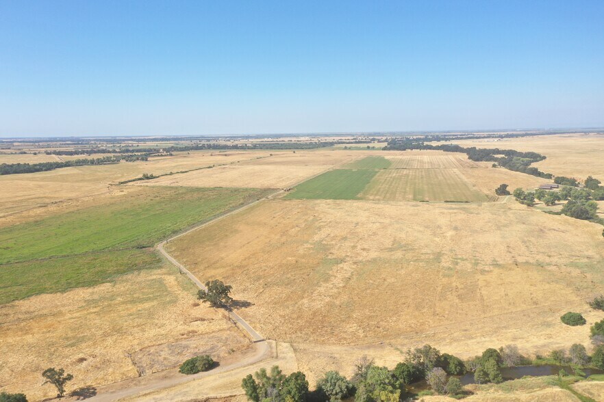 More Photos Of 4873 Gladding Rd, Lincoln Land For Sale