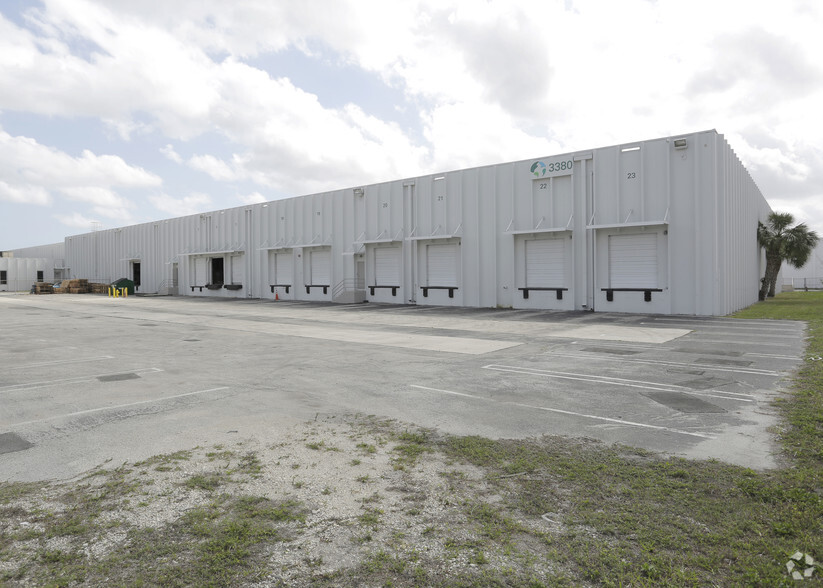 Primary Photo Of 3380 NW 114th St, Miami Warehouse For Lease