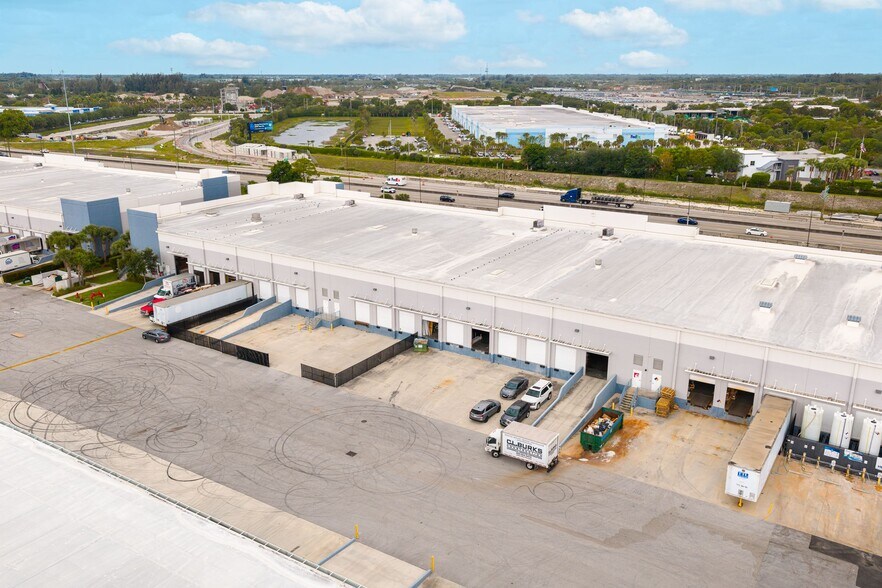 More Photos Of 475 N Cleary Rd, West Palm Beach Warehouse For Lease