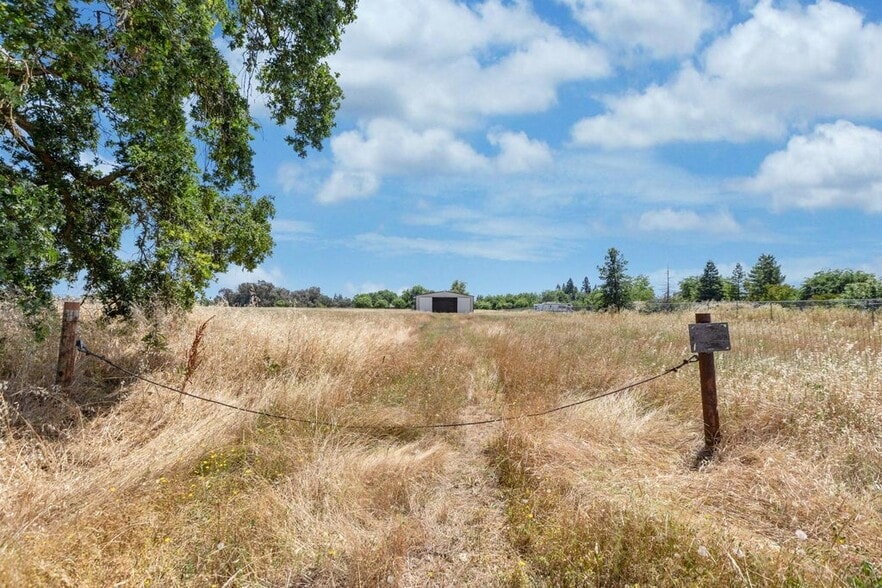 More Photos Of 3333 Nicolaus Rd, Lincoln Land For Sale