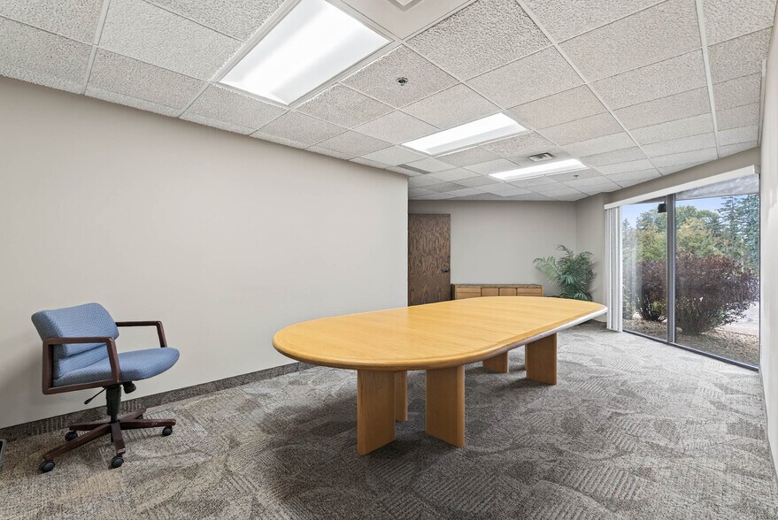 More Photos Of 601 2nd Ave S, Hopkins Office For Lease