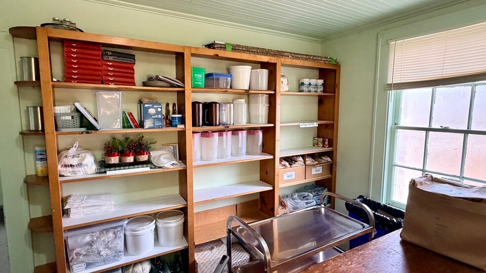 More Photos Of 204 N Main St, Richfield Specialty For Sale