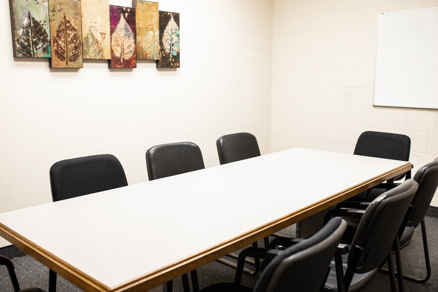 More Photos Of 809 W Detweiller Dr, Peoria Office For Lease