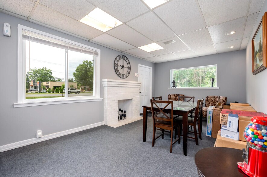 More Photos Of 697 Maryland Route 3 N, Gambrills Office For Sale