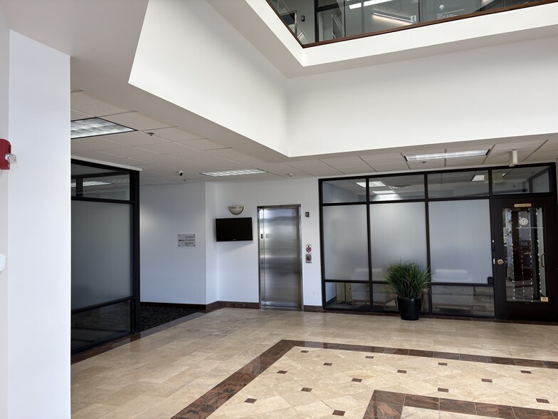 More Photos Of 6671 S Redwood Rd, West Jordan Office For Lease