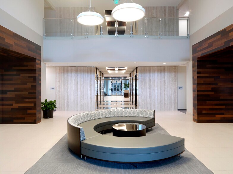 More Photos Of 777 S Harbour Island Blvd, Tampa Office For Lease