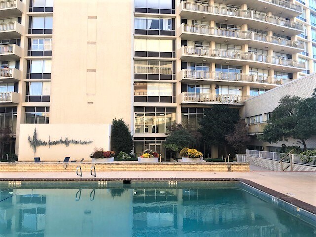 More Photos Of 6211 W Northwest Hwy, Dallas Apartments For Sale