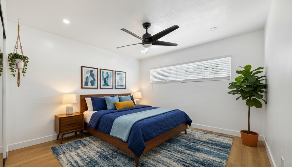 More Photos Of 1012-20 15th St, San Diego Apartments For Sale