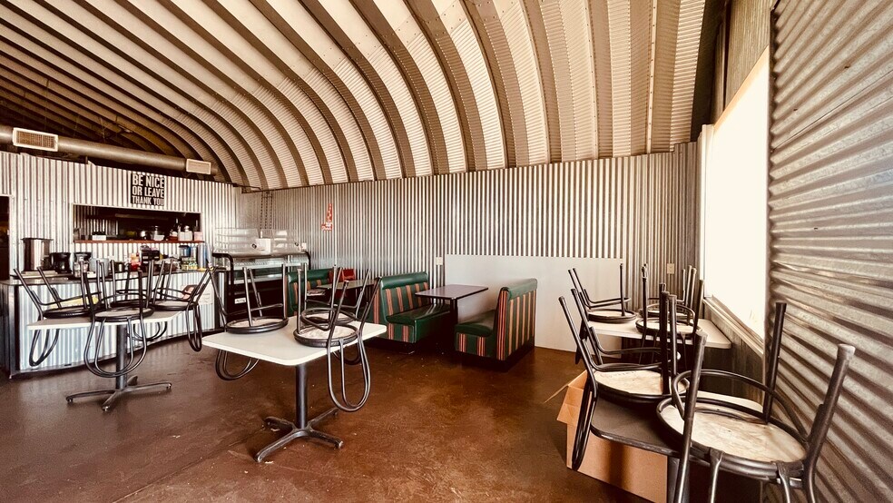 More Photos Of 1613 W San Antonio St, Marfa Specialty For Sale