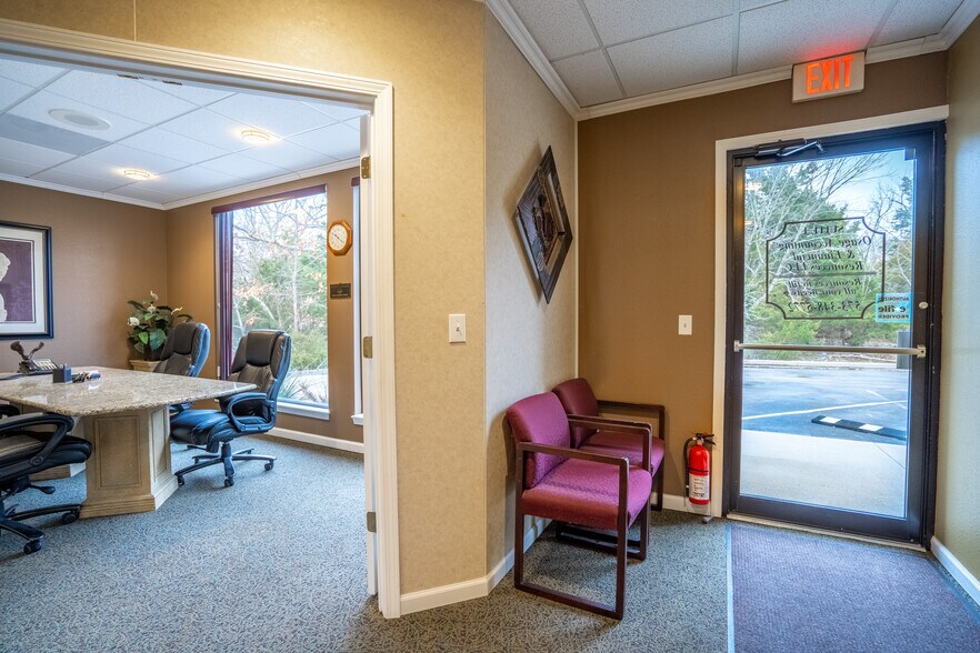 More Photos Of 1037 Palisades Blvd, Osage Beach Medical For Sale