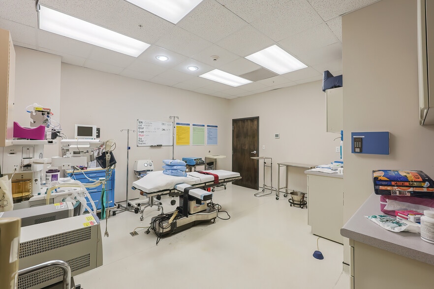 More Photos Of 1151 Robeson St, Fall River Medical For Sale