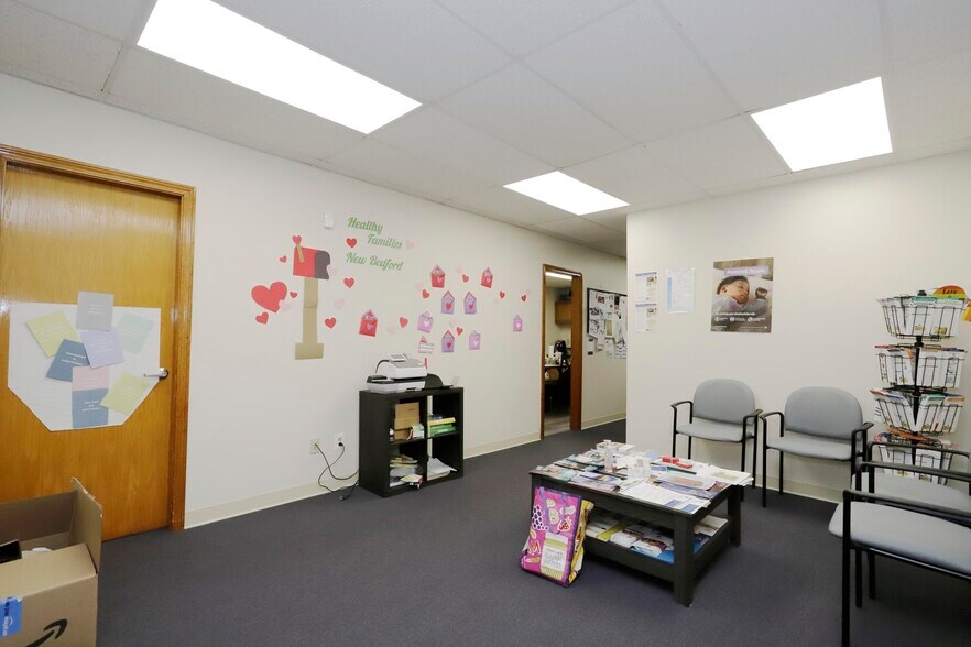 More Photos Of 1 Welby Rd, New Bedford Office For Sale