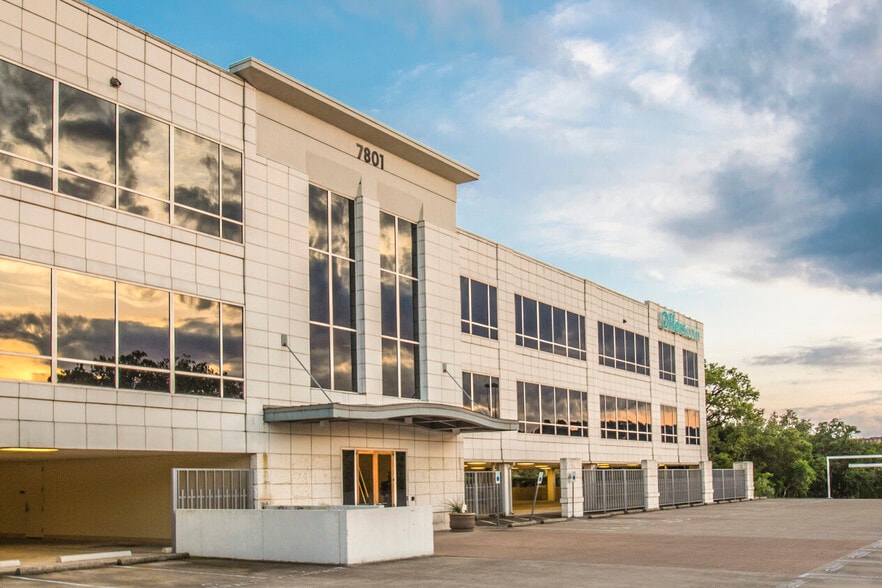 More Photos Of 7801 Capital Of Texas Hwy N, Austin Office For Lease
