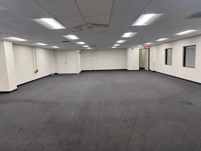 More Photos Of 4625 Wible Rd, Bakersfield Auto Dealership For Lease