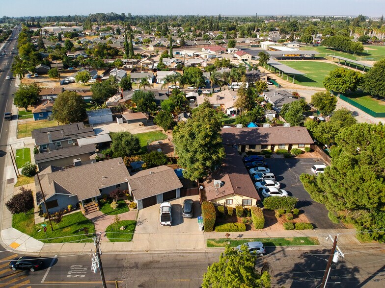 More Photos Of 1873 Grove Ave, Atwater Apartments For Sale