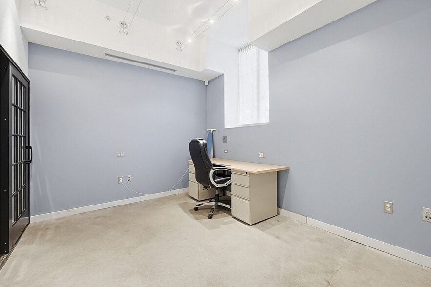 More Photos Of 60 Tufts St, Somerville Specialty For Sale