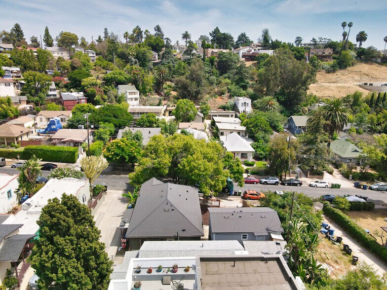 More Photos Of 1717-1721 Morton Ave, Los Angeles Apartments For Sale