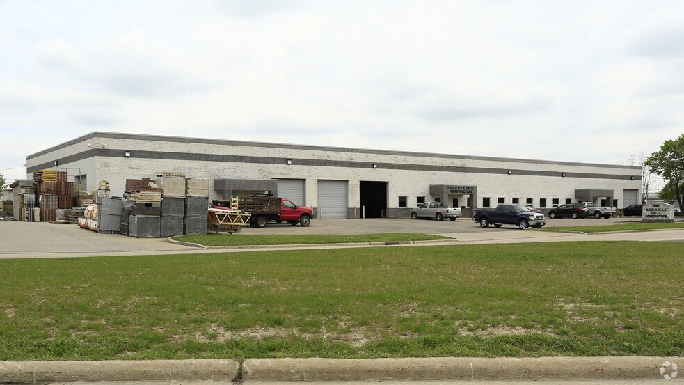 More Photos Of 5381-5383 Erie St, Bedford Heights Industrial For Sale