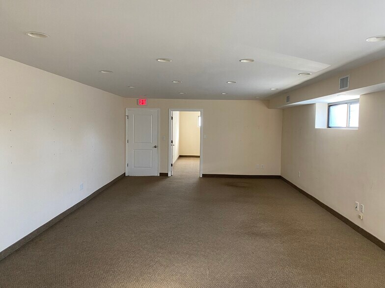 More Photos Of 205 Smithtown Blvd, Nesconset Office For Sale