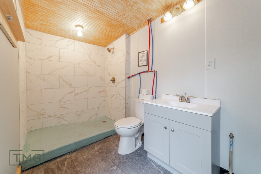 More Photos Of 400 E Main St, Disney Manufactured Housing Mobile Home Park For Sale