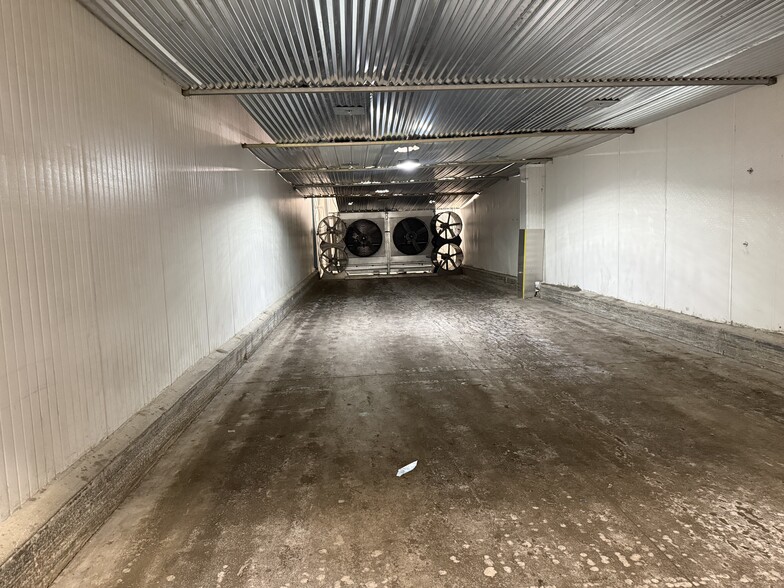 More Photos Of 4001 N American St, Philadelphia Warehouse For Lease