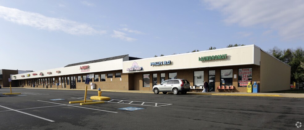 More Photos Of 411 Chatham Heights Rd, Fredericksburg Storefront For Lease