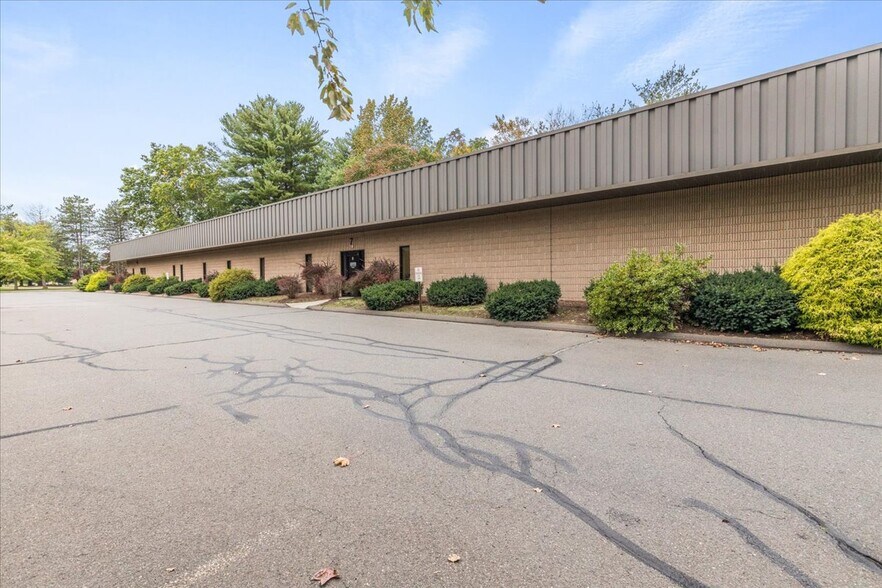 More Photos Of 7 Annginna Dr, Enfield Light Manufacturing For Lease