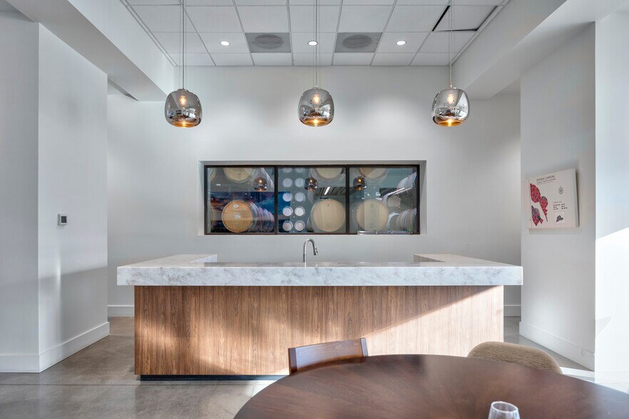 More Photos Of 8060 Keene Rd, West Richland Manufacturing For Lease