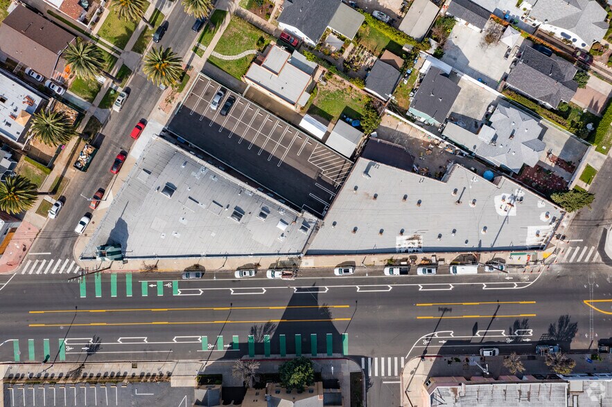 More Photos Of 4525 W Adams Blvd, Los Angeles Storefront Retail Office For Lease