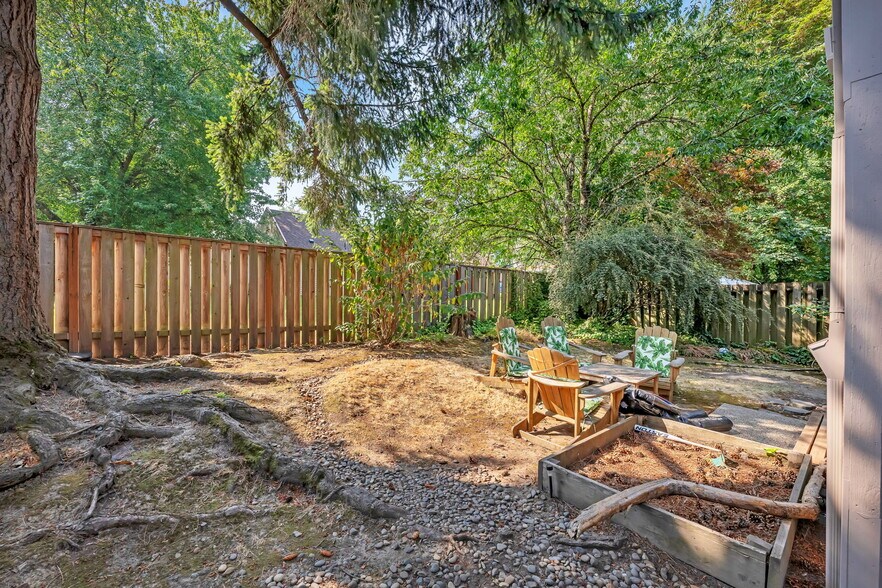 More Photos Of 12344 SW Sussex St, Beaverton Apartments For Sale